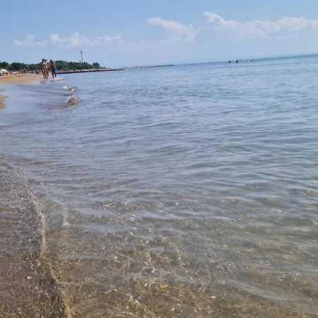 Monachy Μπιμπιόνε